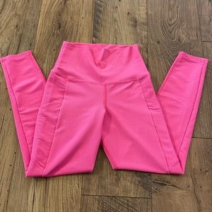 EUC Beach Riot NEON PINK pocket Leggings, Small